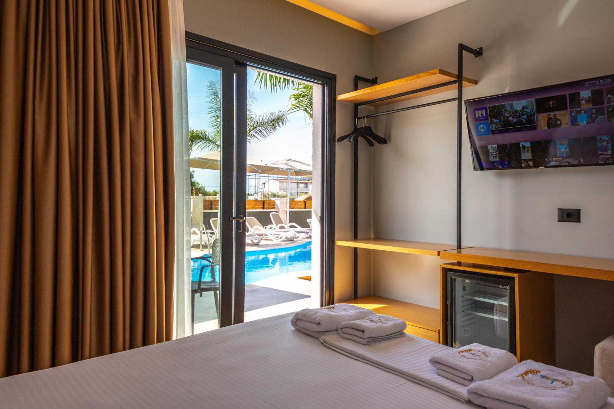 Absolute Hotel Ксамил Экстерьер фото